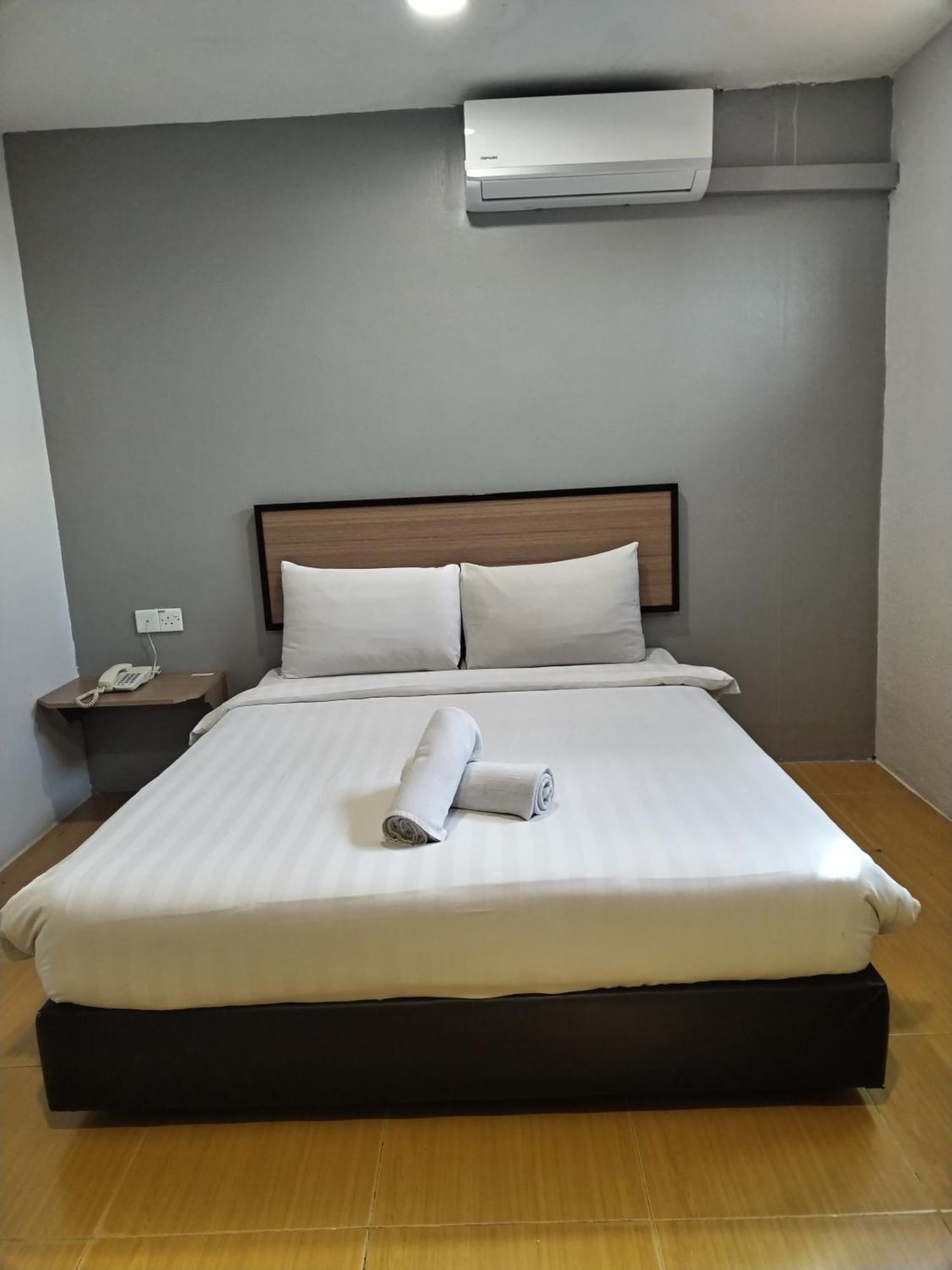 Maple Boutique Hotel Kota Bharu Esterno foto